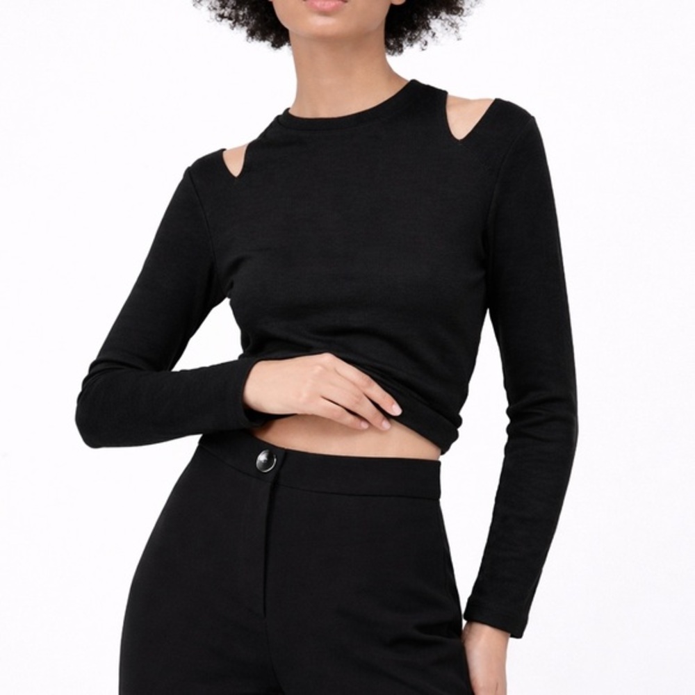 ZARA Black Cold Shoulder Cutout Crop Sweater Top Size M Goth Chic Classy